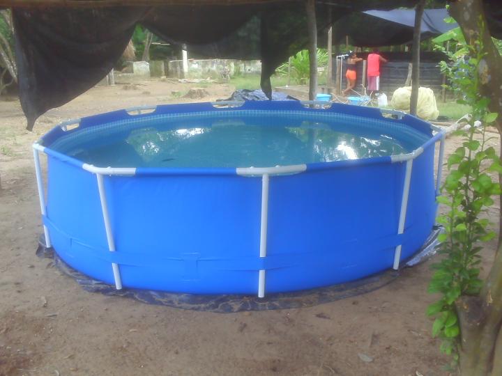 PISCINA DE 3 m DE DIAMETRO